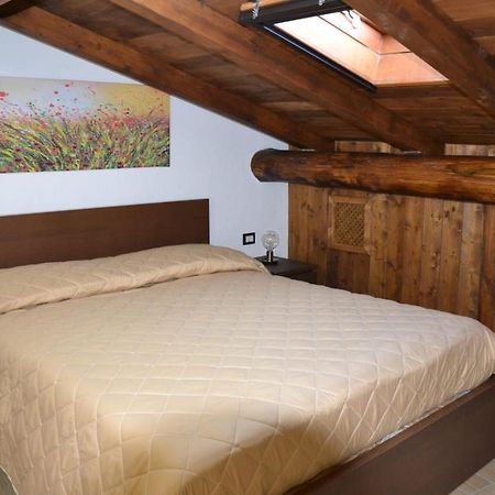 B&B La Casa Sulla Roccia Пьетрапертоза Экстерьер фото